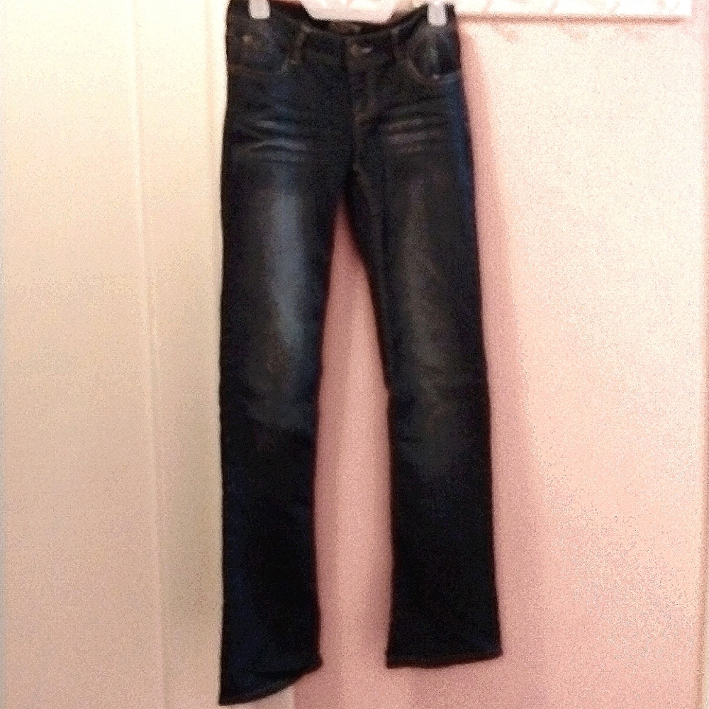 Mudd brand jeans, size 3, dark blue in color